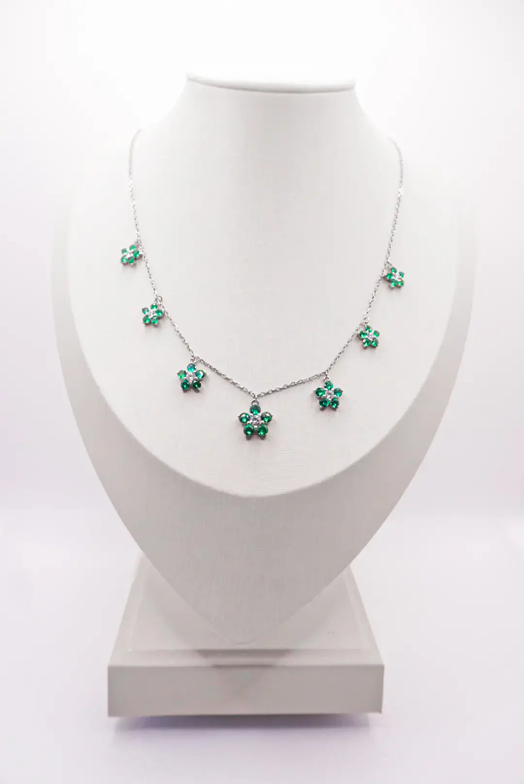 Kew Emerald Flower Chain Necklace