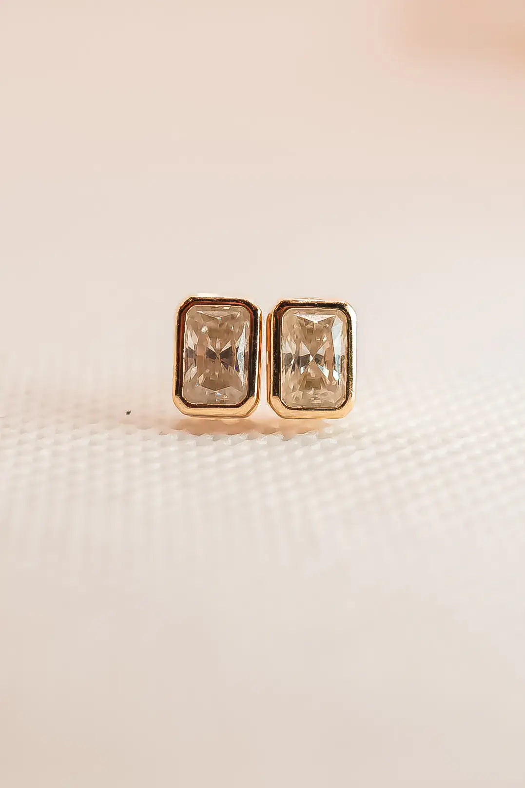Regalia Moissanite Earrings — 18k Gold