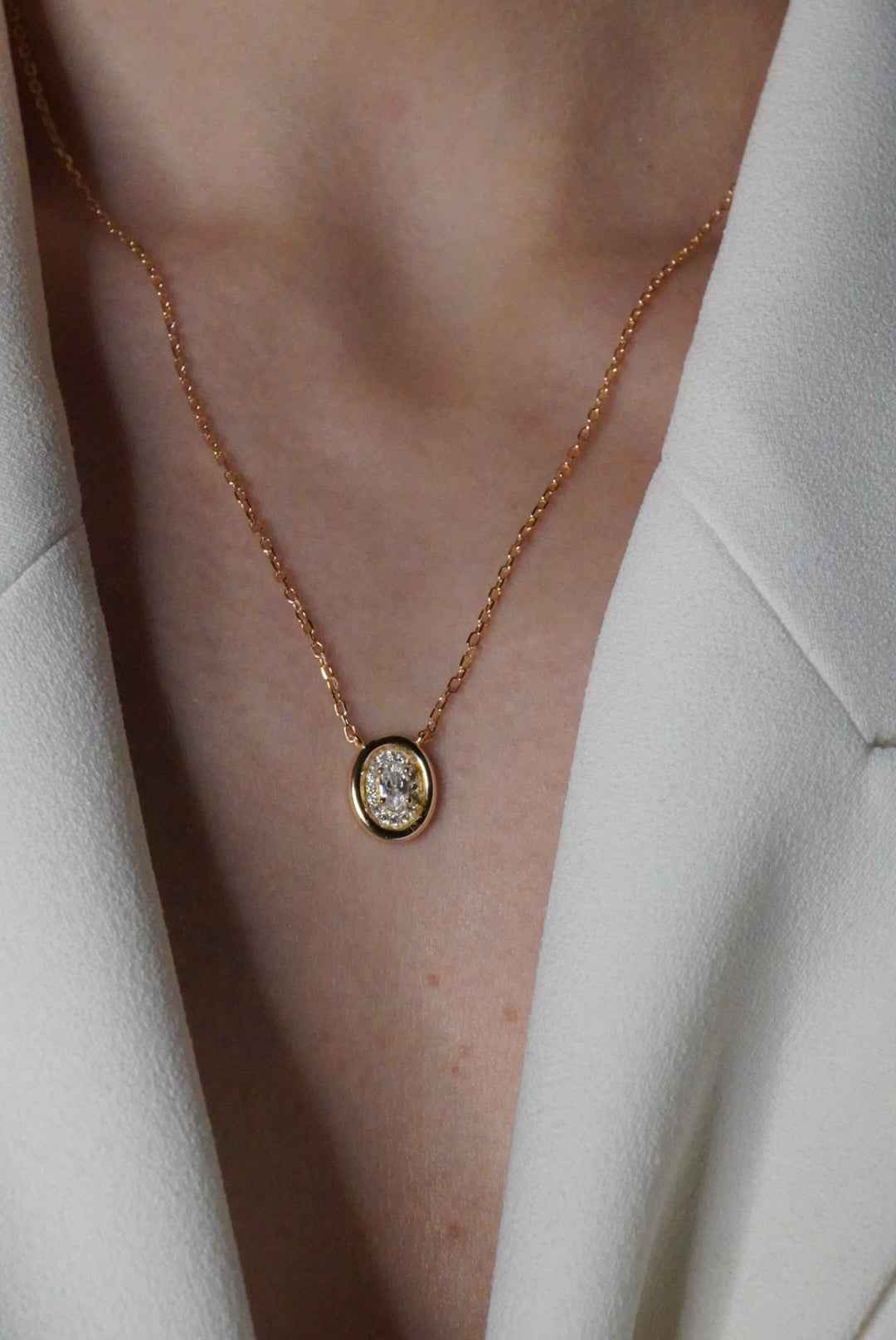 Aurelia Oval Halo Necklace