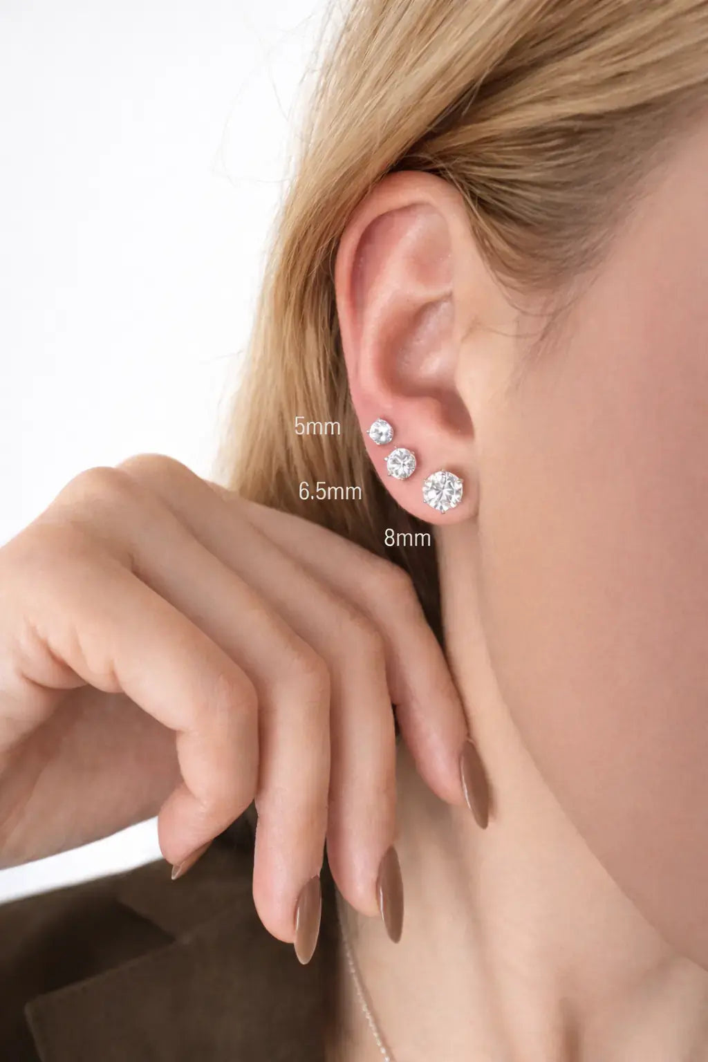 Sovereign Moissanite Stud Earrings – 5mm