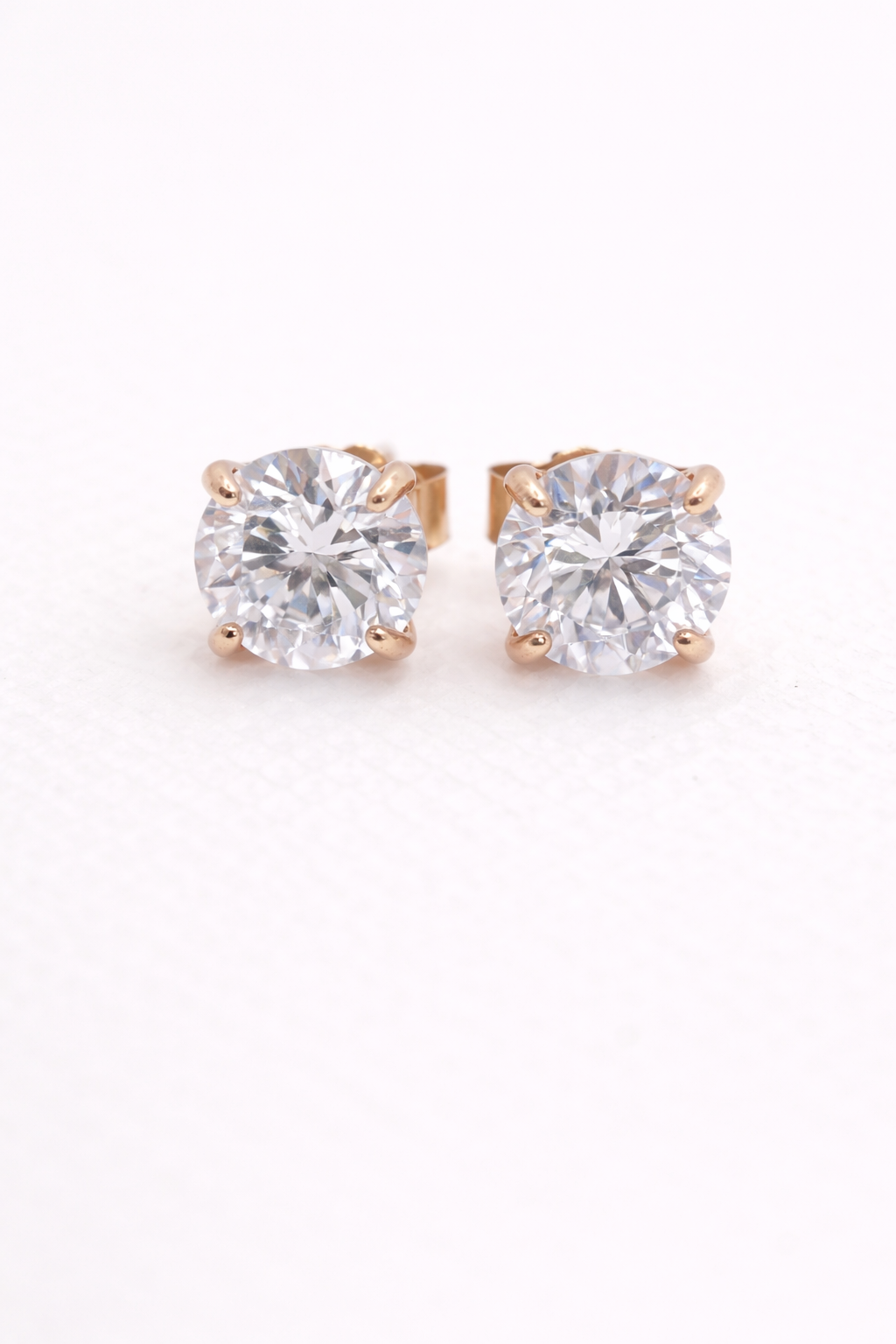 Chelsea Solitaire Stud Earrings 8mm — 18k Gold - Rubielle London