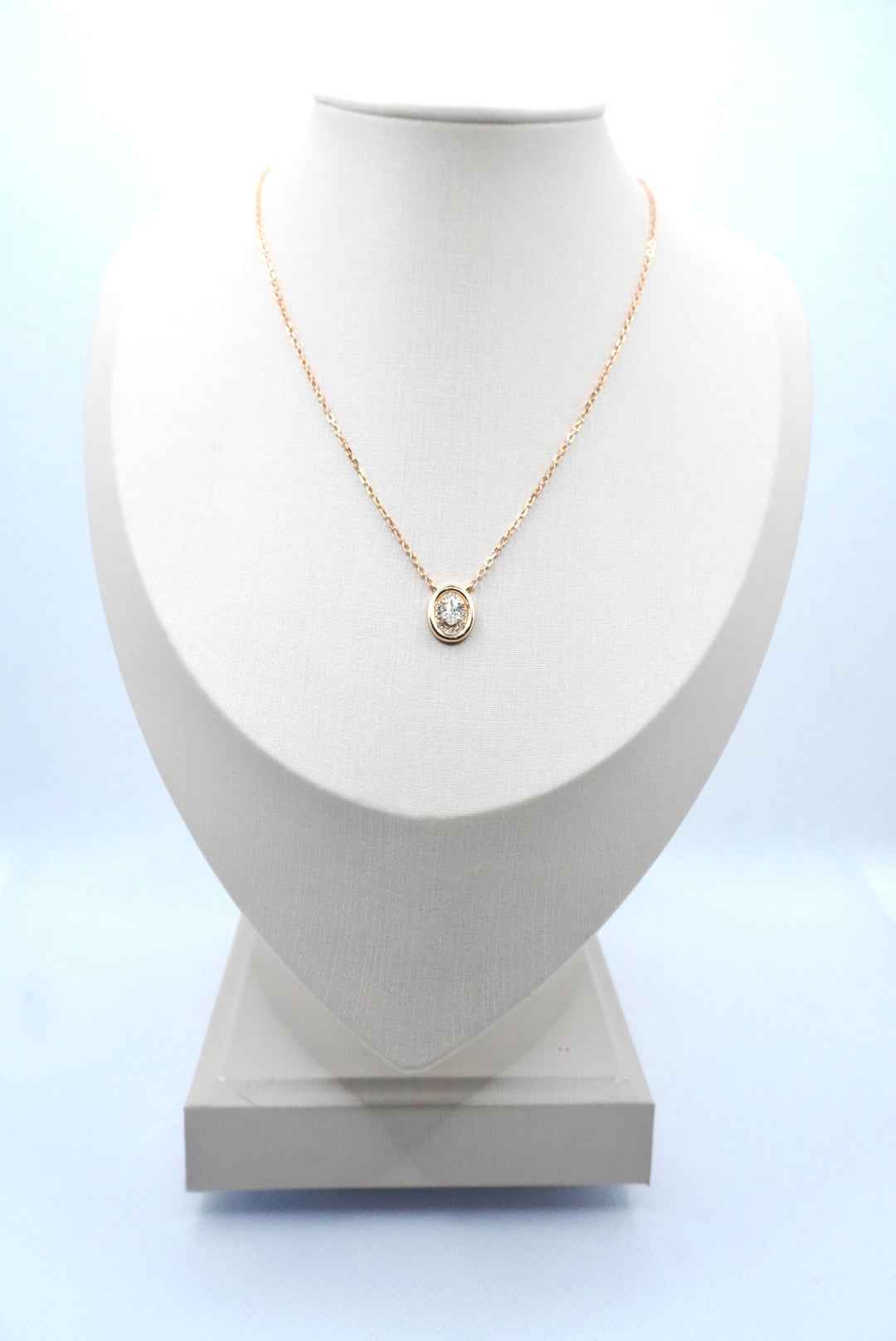 Aurelia Oval Halo Necklace