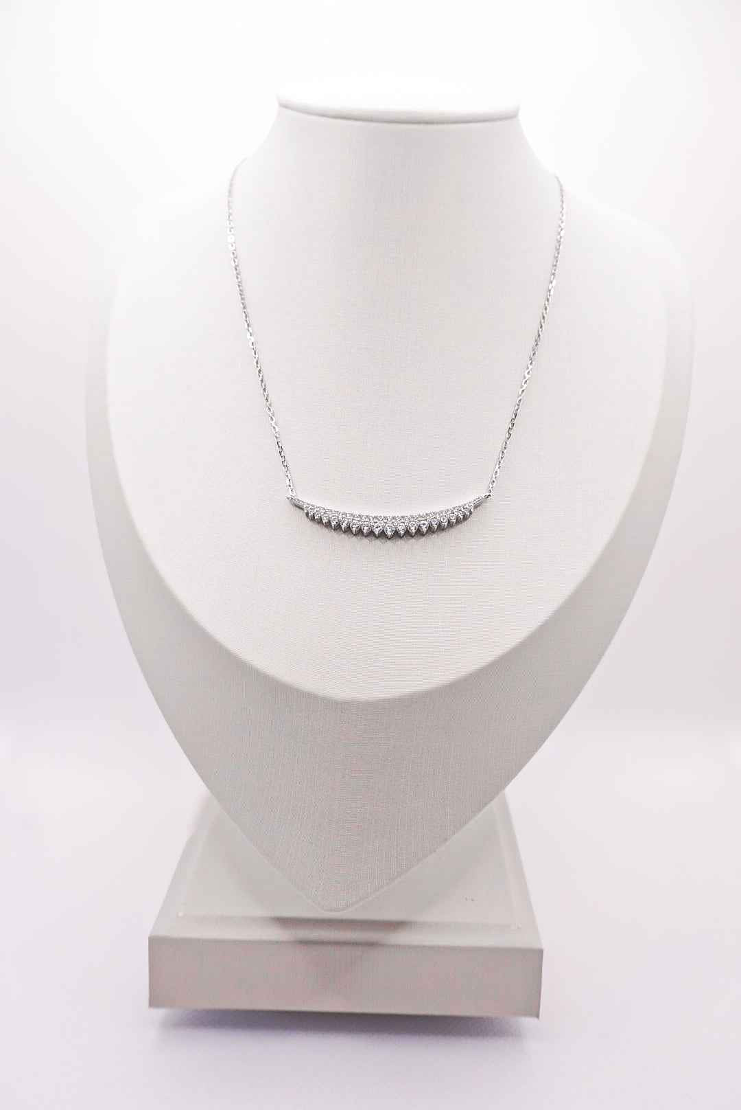 Windsor Arc Necklace