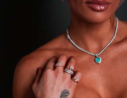 The Belgravia Colombian Emerald Heart Pendant - Moissanite