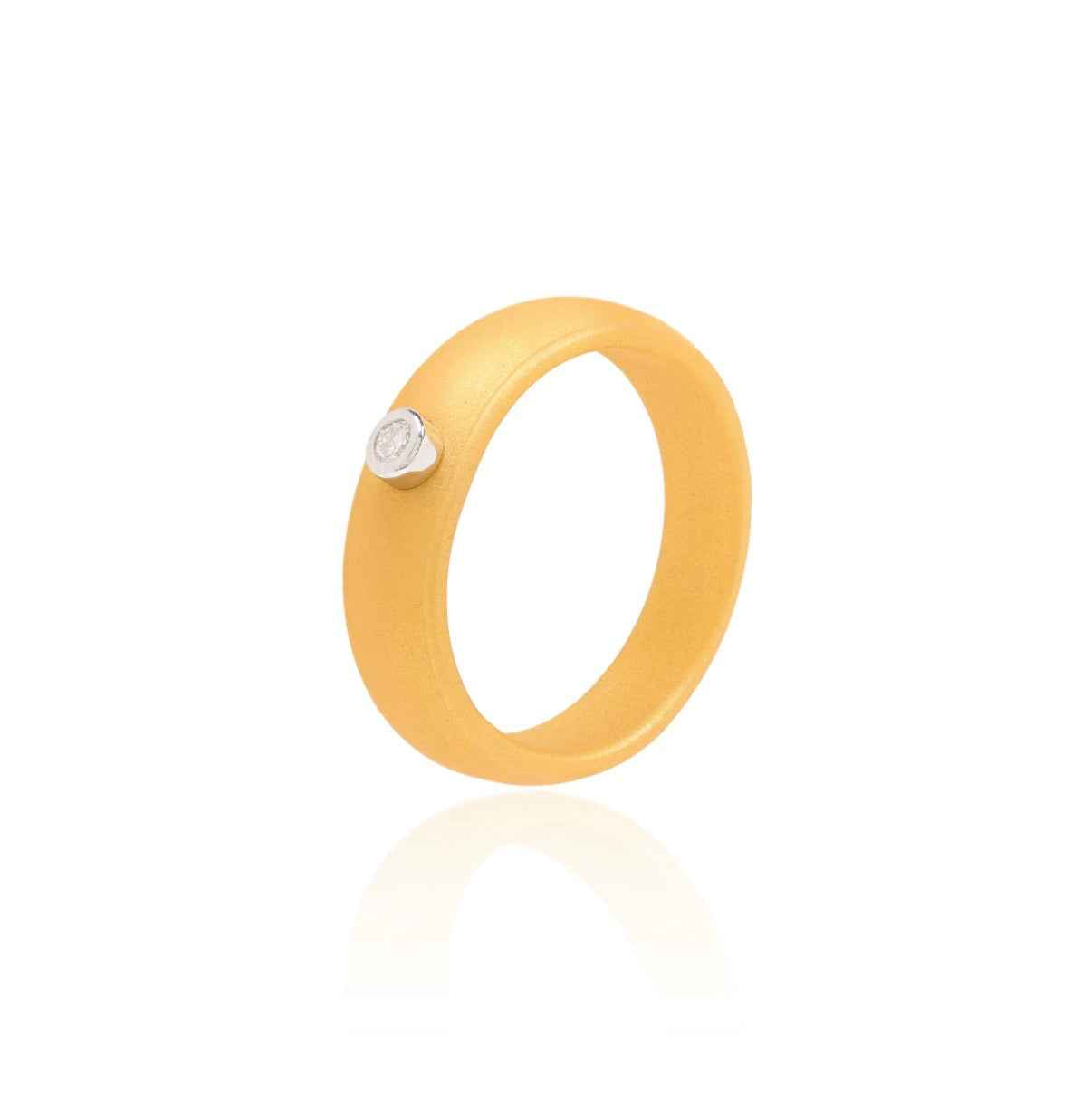 Active Ring — Moissanite Gold